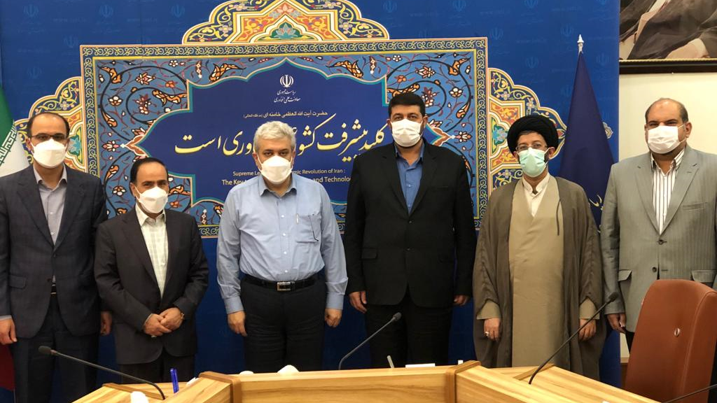دیدار رئیس هلالاحمر با معاون علمی و فناوری رئیسجمهوری/ مرکز نوآوری هلال راهاندازی میشود